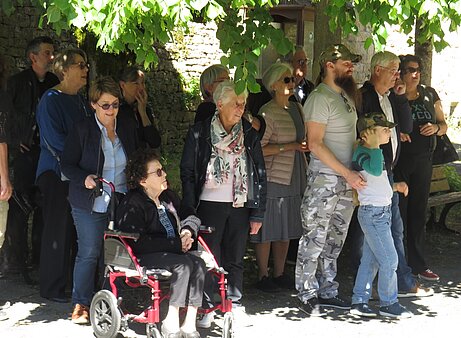 Le public lors de la commémoration à Sarrazac